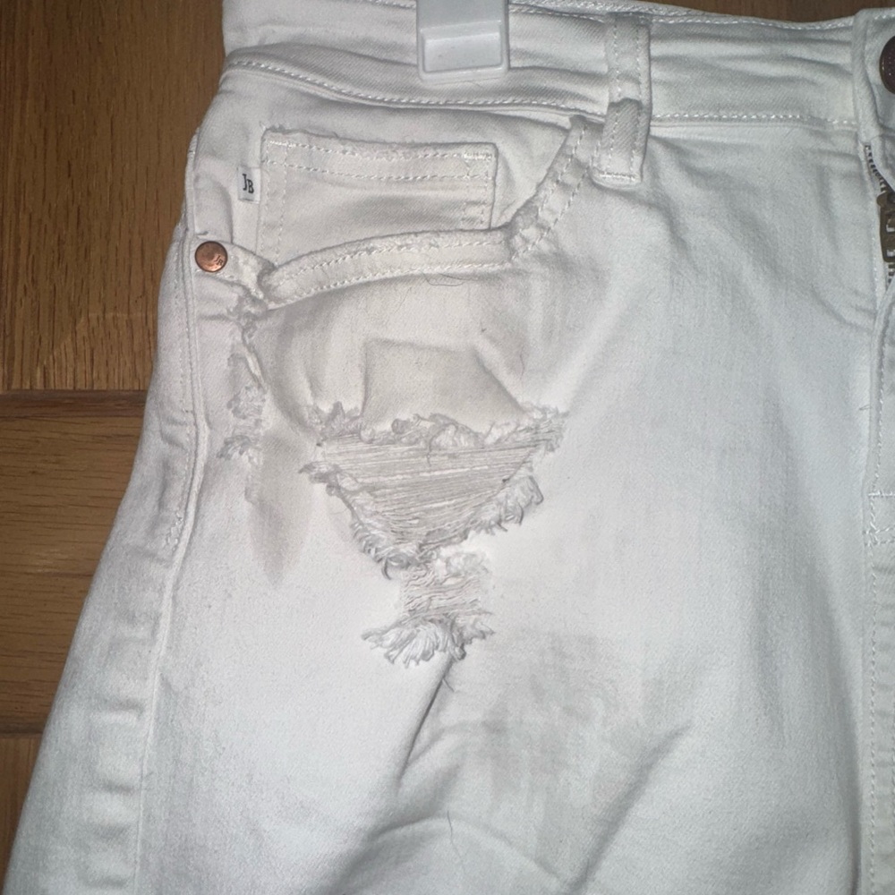 Judy blue women’s high-rise white distressed shorts size large cut off stretch - Picture 2 of 6